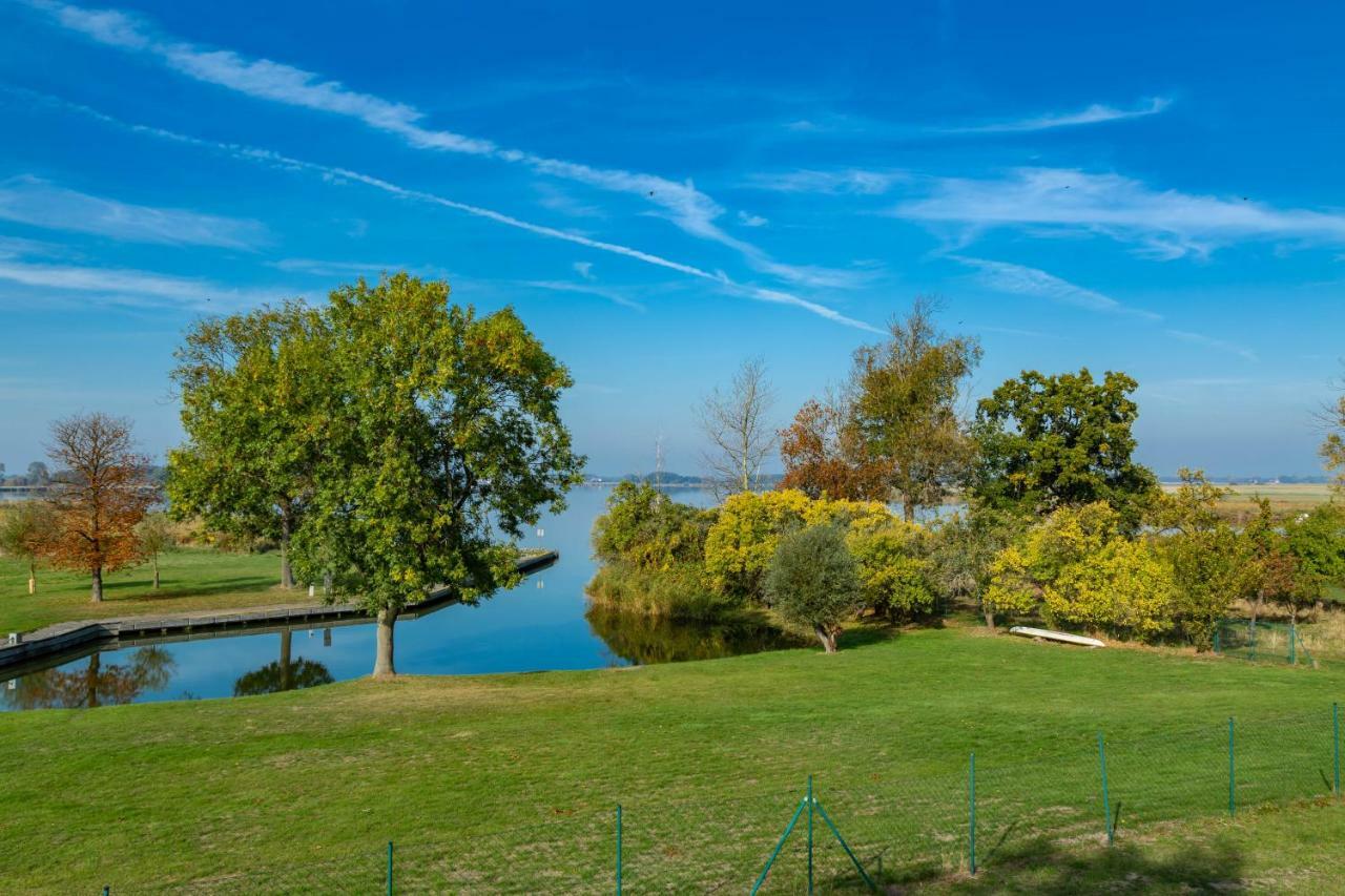 Ferienwohnung Achterwasser Mit Terrasse Dewichow Eksteriør billede